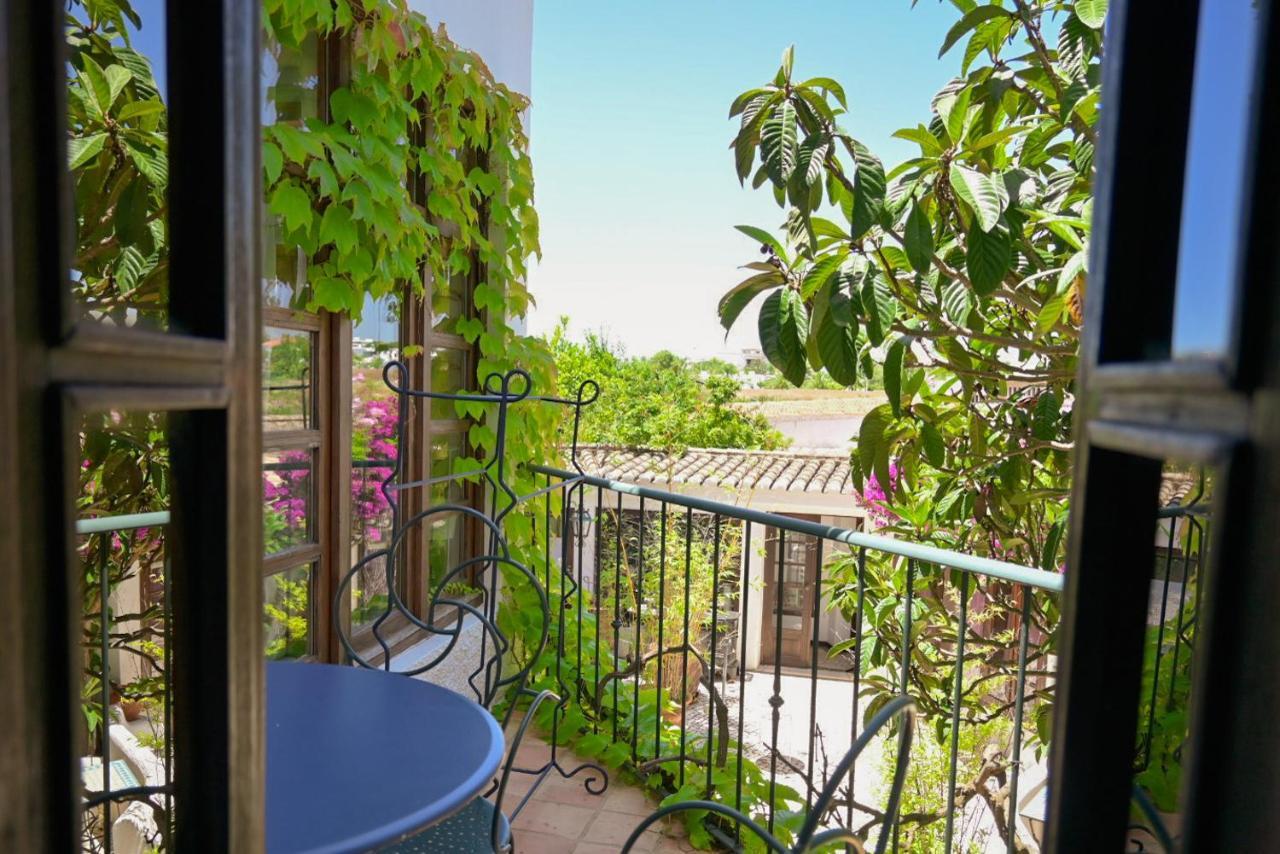 Uma Casa A Beira Sol Bed & Breakfast Lagos Exterior photo