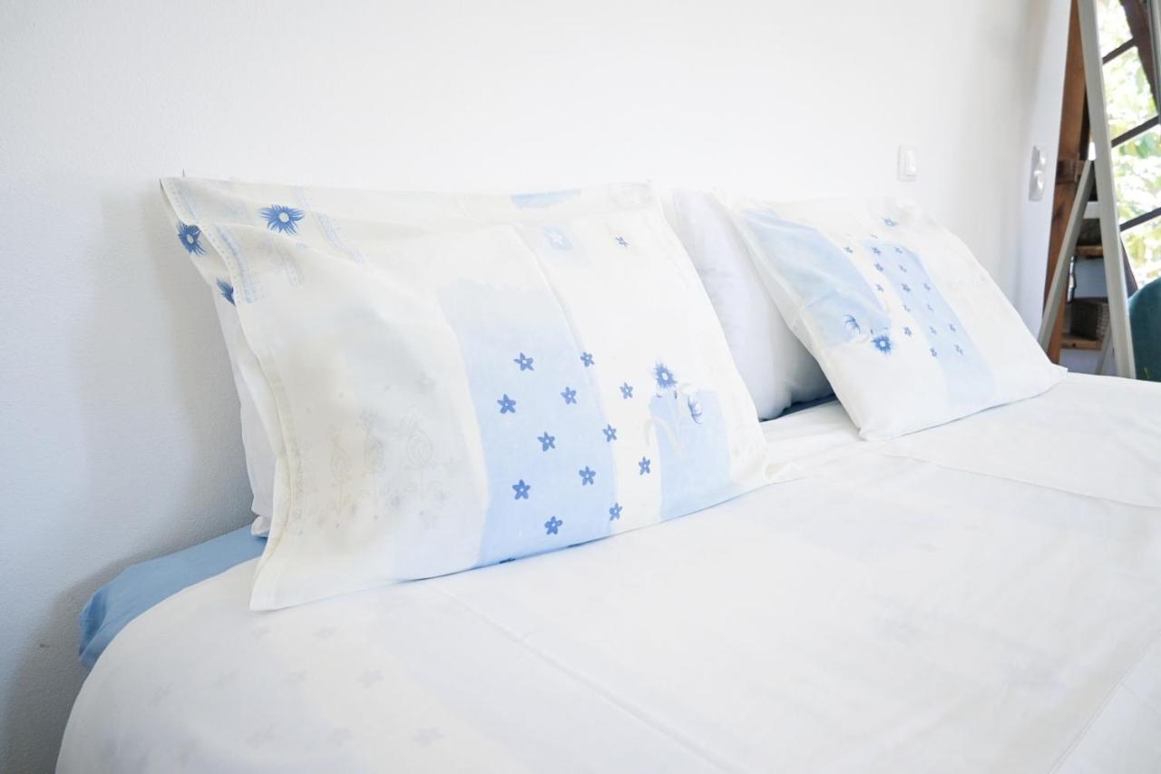Uma Casa A Beira Sol Bed & Breakfast Lagos Exterior photo
