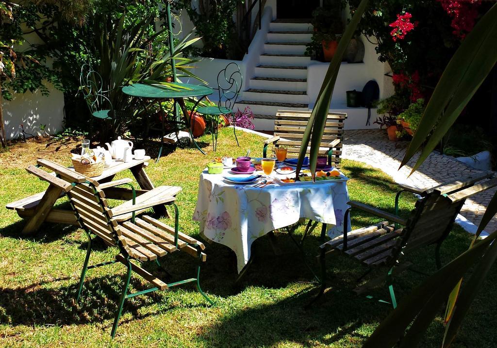 Uma Casa A Beira Sol Bed & Breakfast Lagos Exterior photo