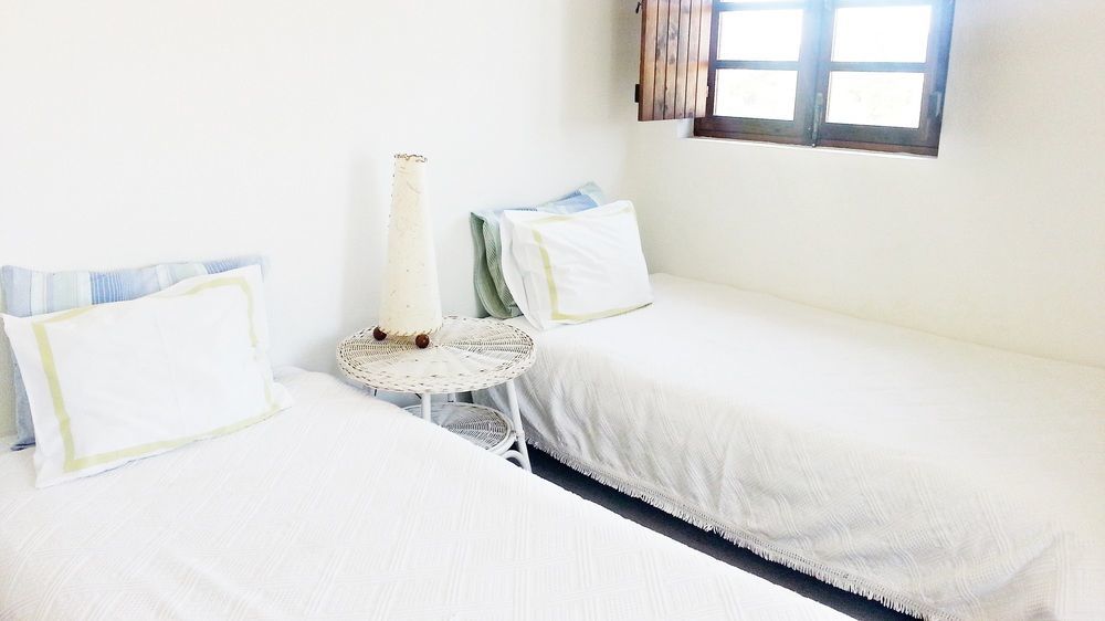 Uma Casa A Beira Sol Bed & Breakfast Lagos Exterior photo