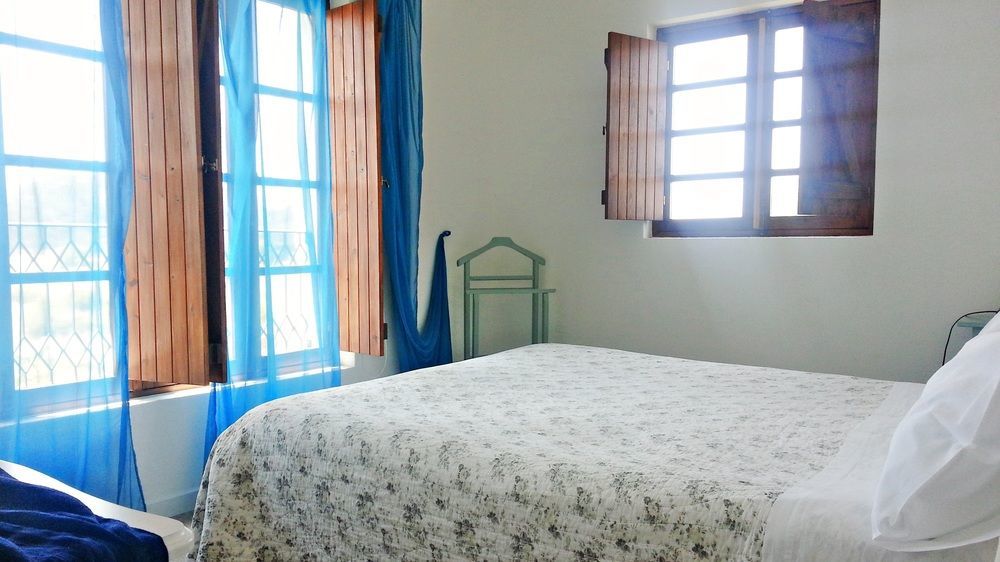 Uma Casa A Beira Sol Bed & Breakfast Lagos Exterior photo