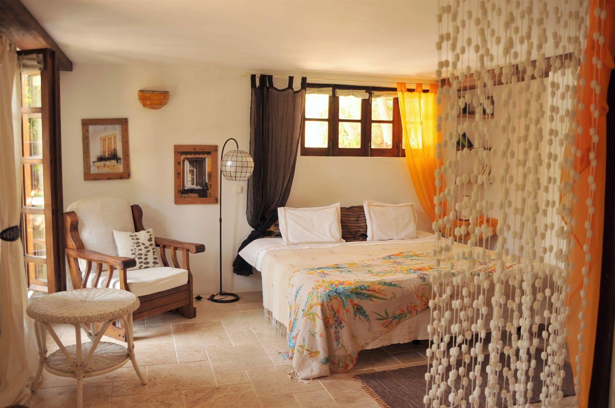 Uma Casa A Beira Sol Bed & Breakfast Lagos Exterior photo