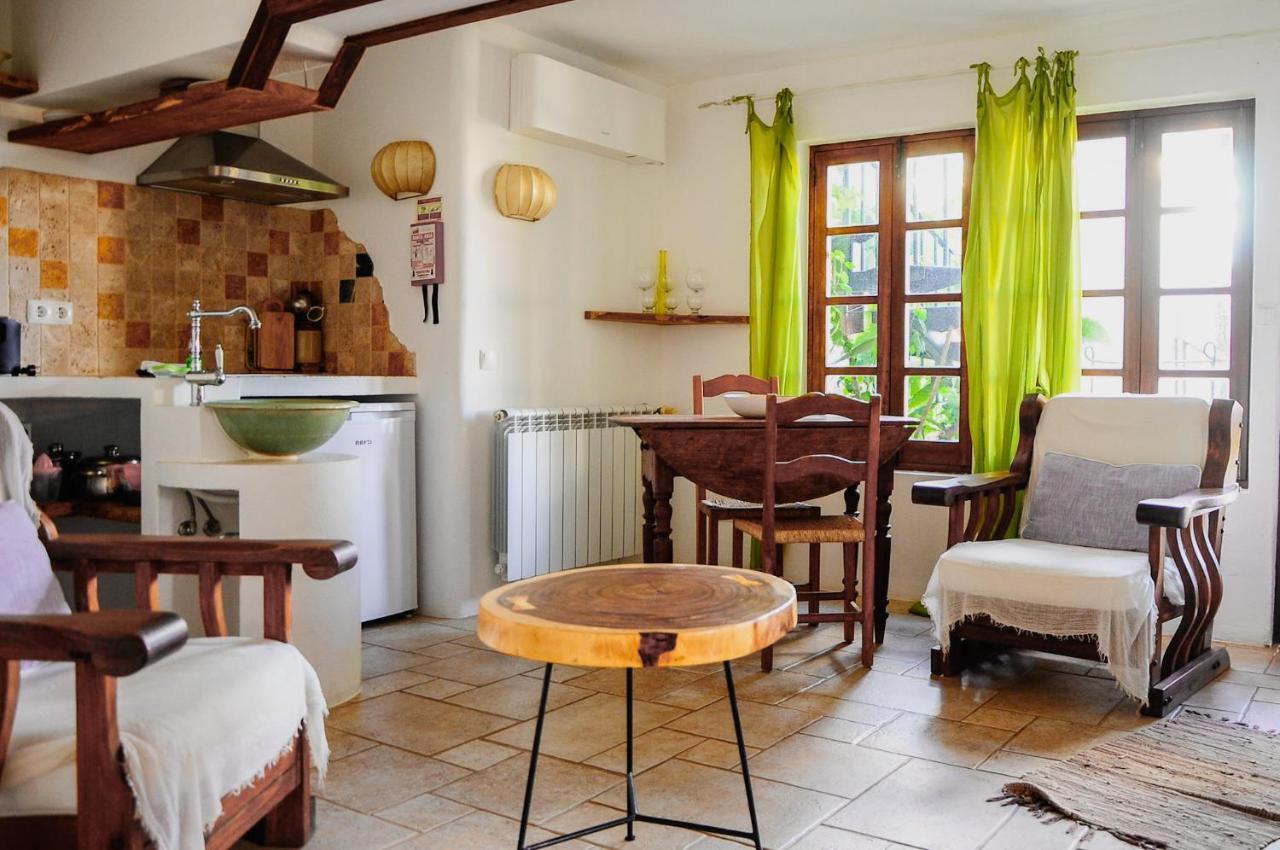 Uma Casa A Beira Sol Bed & Breakfast Lagos Exterior photo